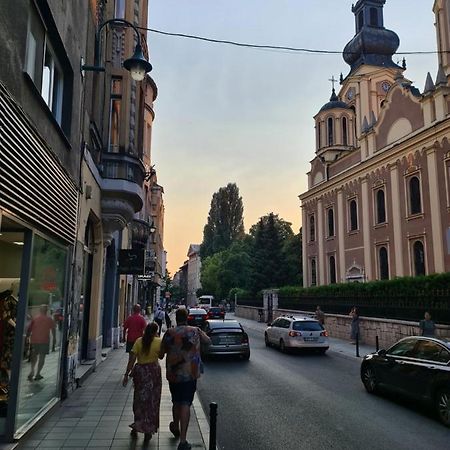 City Center Apartment Сараєво Екстер'єр фото